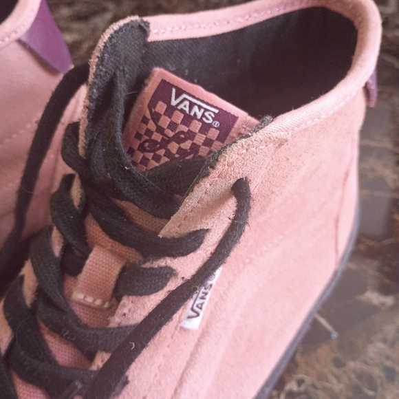 Vans Women's Pink and Black Sneakers - Picture 4 of 7